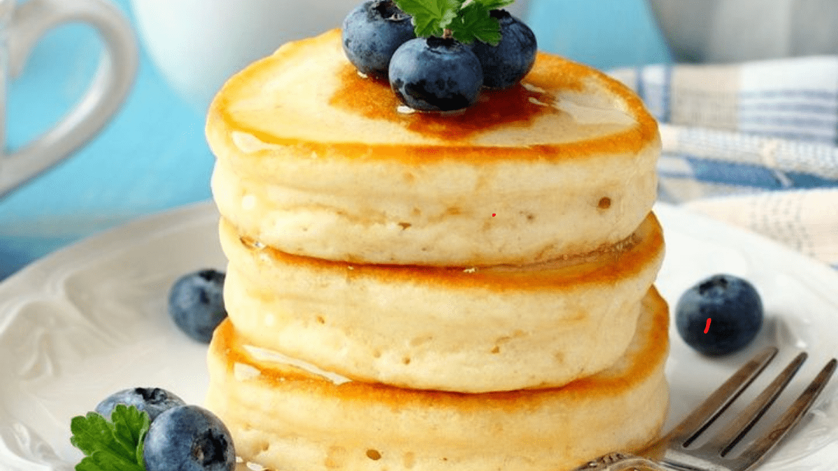 Petits Pancakes Dorés: A Gourmet Breakfast Delight