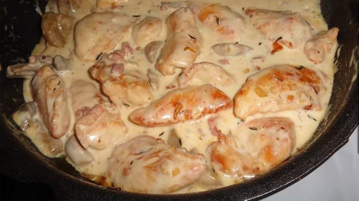 Émincés de Poulet Moutarde Lardons Champignons
