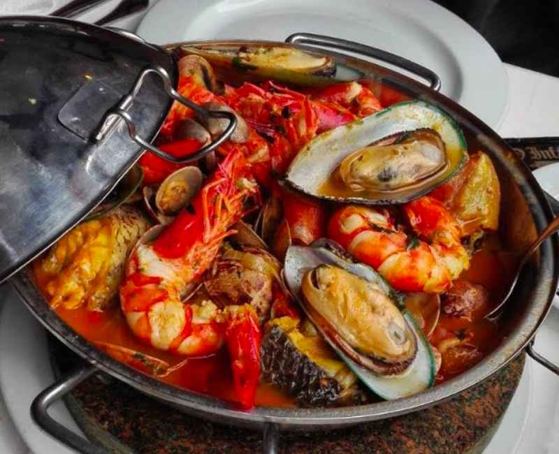 Cataplana de Fruits de Mer