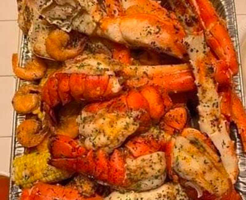 Fête des Fruits de Mer Épicée