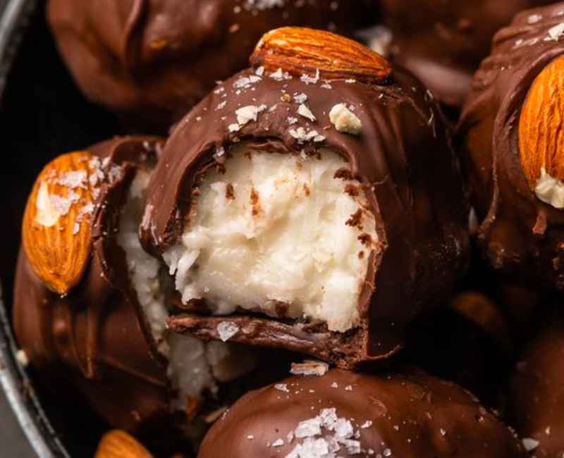 Truffes à l'Amande et à la Noix de Coco