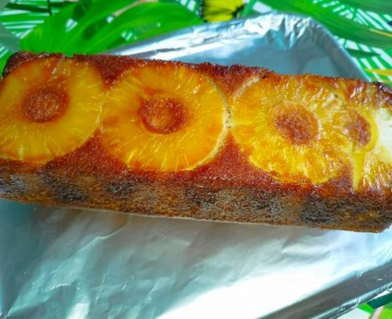 Cake Renversé à l'Ananas et à la Noix de Coco